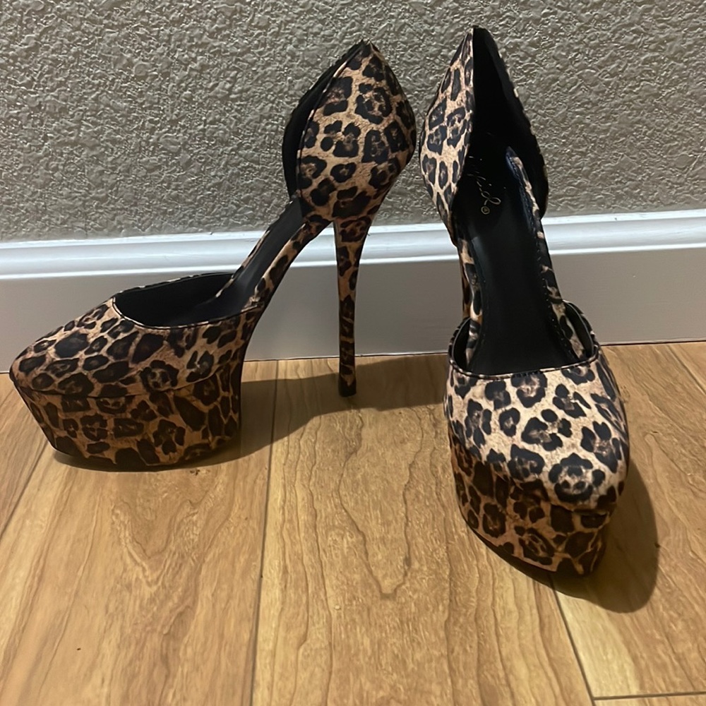 Qupid | Leopard Heels